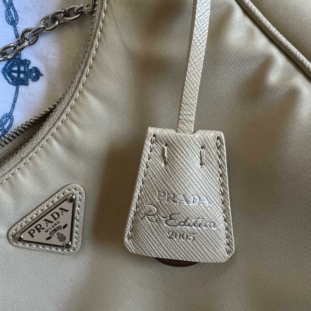 Prada 2005 Re-Edition Re-Nylon Bag - Picture 12 of 16